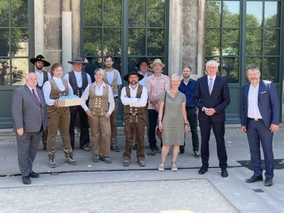 Foto: Eröffnung der Freiluftausstellung zur Zwingerbauhütte