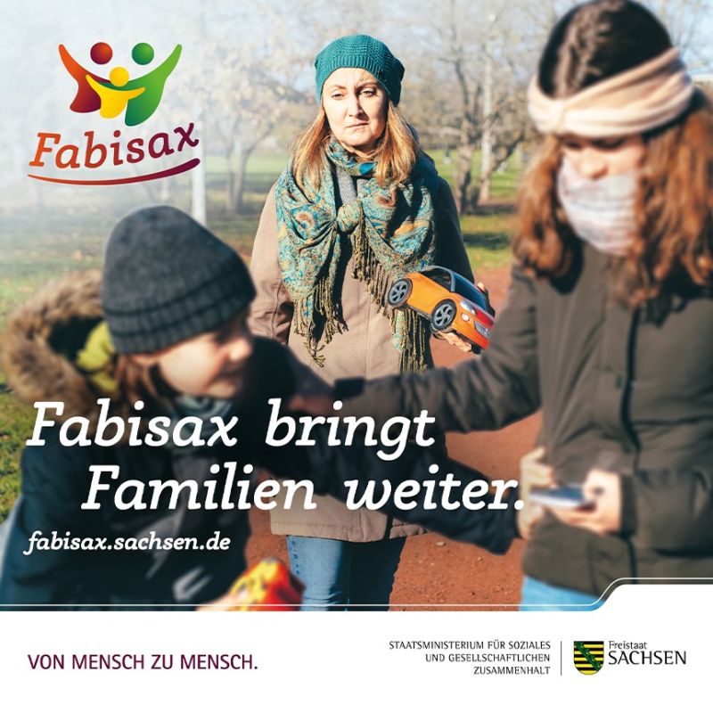 Entwickeltes Werbemotiv der Fabisax-Kampagne zeigt eine Mutter mit ihren zwei Töchtern bei einem Spaziergang im Park, die Töchter streiten sich